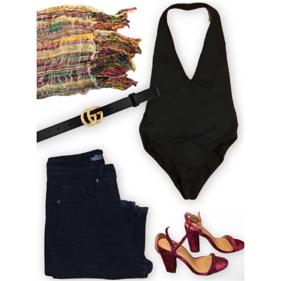 Outfit 4 - Picture 1 of 3